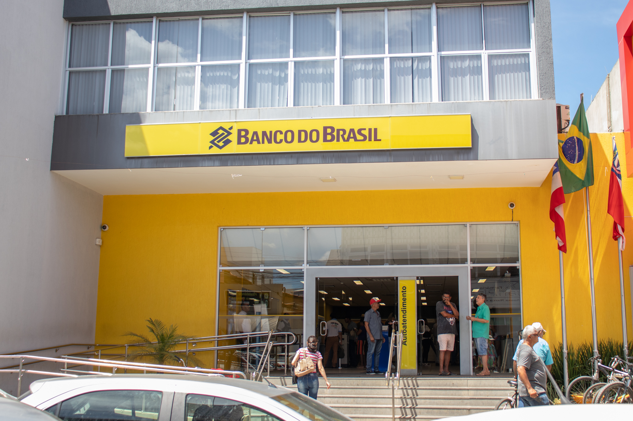Aviso URGENTE para idosos! Banco do Brasil preocupa quem tem DINHEIRO na conta da instituição