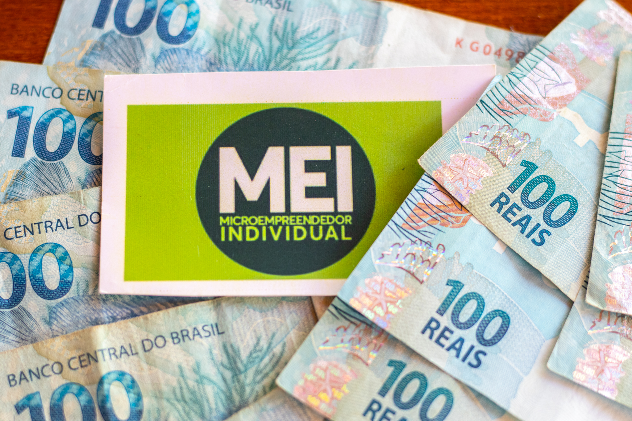 Você é MEI? Caixa liberou R$ 10 MIL para microempreendedores; veja como sacar
