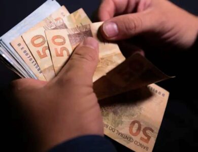 calendário revela datas de pagamento, incluindo o mês de junho